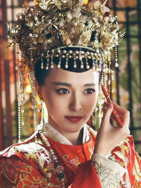 原创唐嫣最美的4个古装造型,宁珂垫底,紫萱第二,第一众望所归