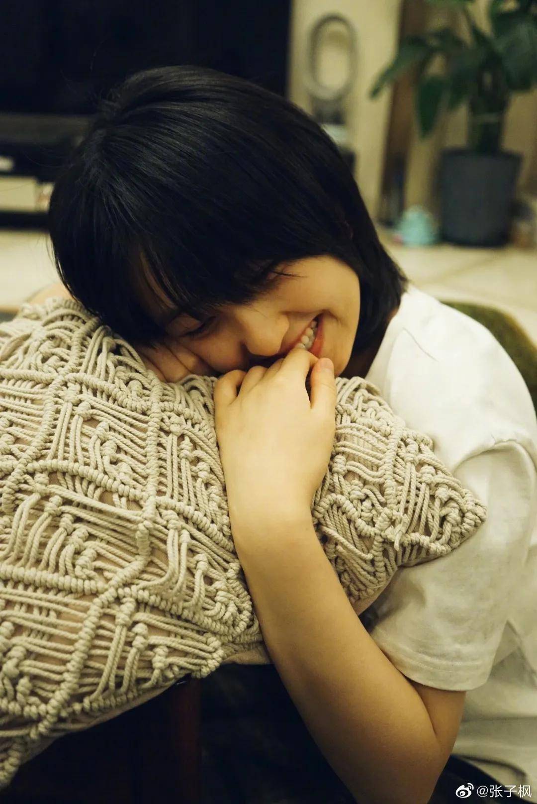 空降|原创撞脸半个娱乐圈打败张子枫拿下艺考第一，空降小花第一梯队？