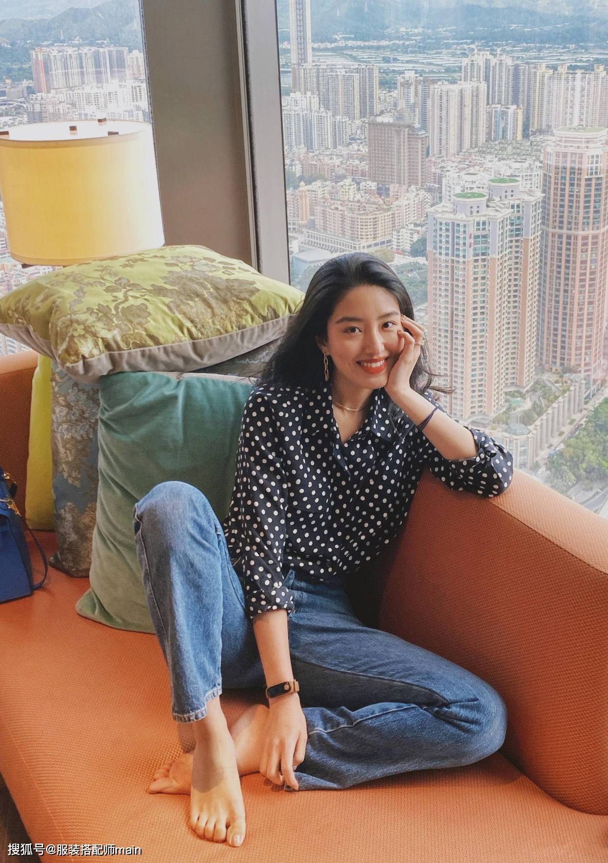 项链|为什么你的穿搭比不过杨采钰优雅，原来是少了配饰助阵