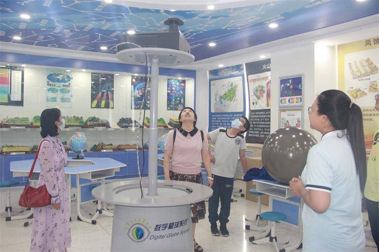 教学|敕勒川实验中学2020级新生“一对一”见面会答疑解惑绘蓝图