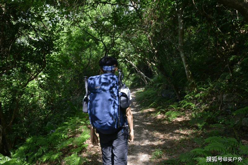 背包|适合新手入门第一款登山背包，Lowe Alpine户外背包测评