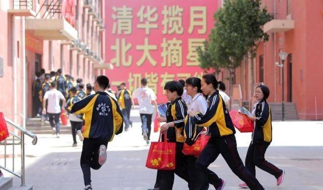 泰安高考状元全排名_他三年前泰安中考第一,今高考以713分成为山东理科