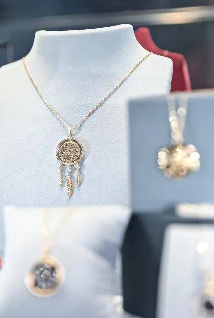 成都|大事件 | HEFANG西南首店，闪耀登陆成都IFS