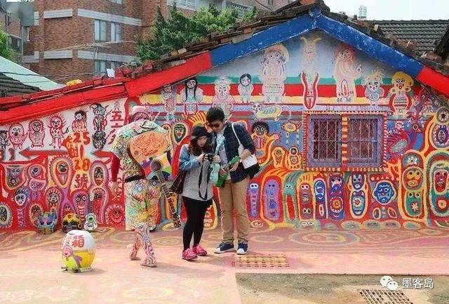 97岁“中国宫崎骏”:用2920天坚持,画一个村(组图)