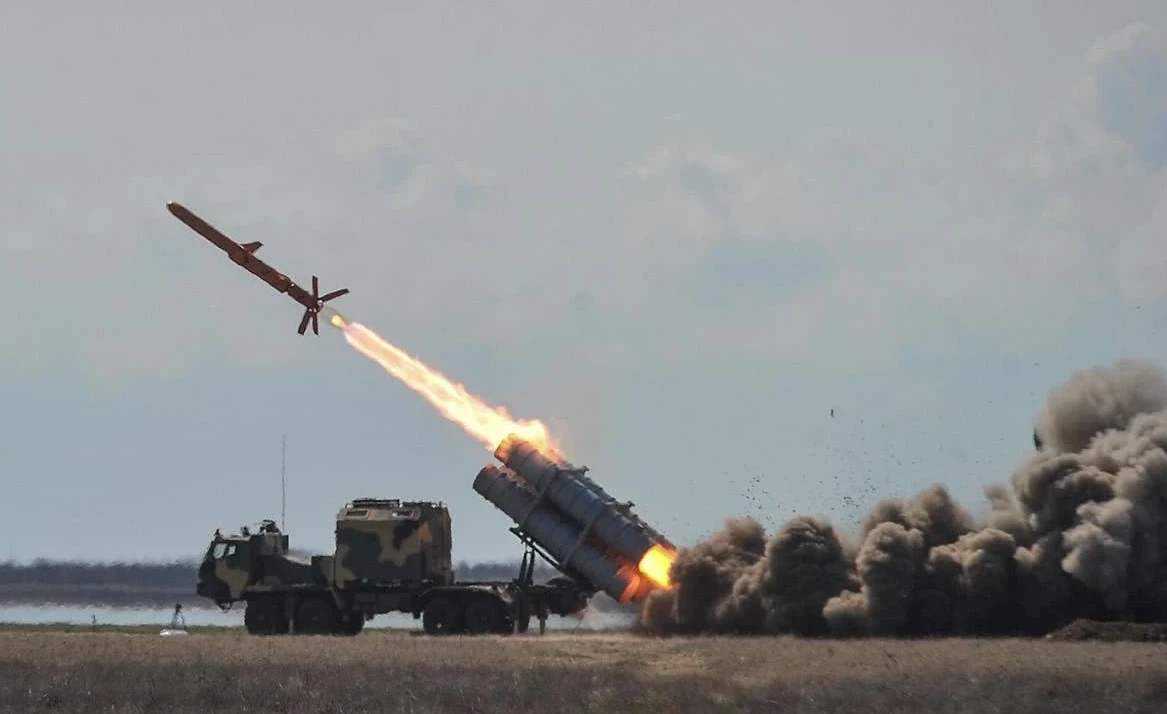 原创美刊:s500实战命中480公里外以色列空军发射的一枚导弹