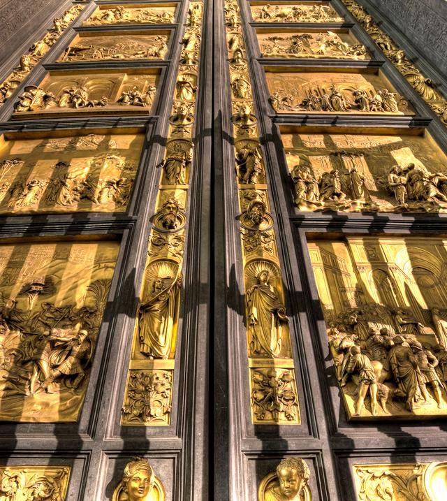 门的故事吉贝尔蒂天堂之门黄金光影中细腻绘写现代之风