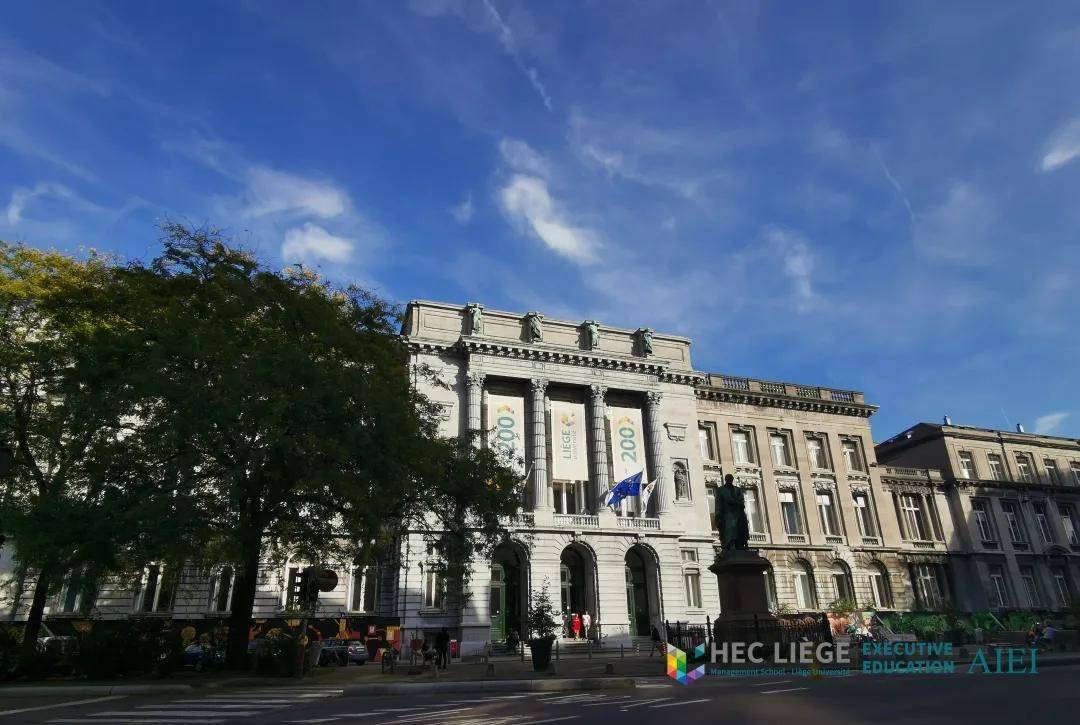 ���մ�ѧ--Դ��11���͡������ŵ䡱��ǰ������