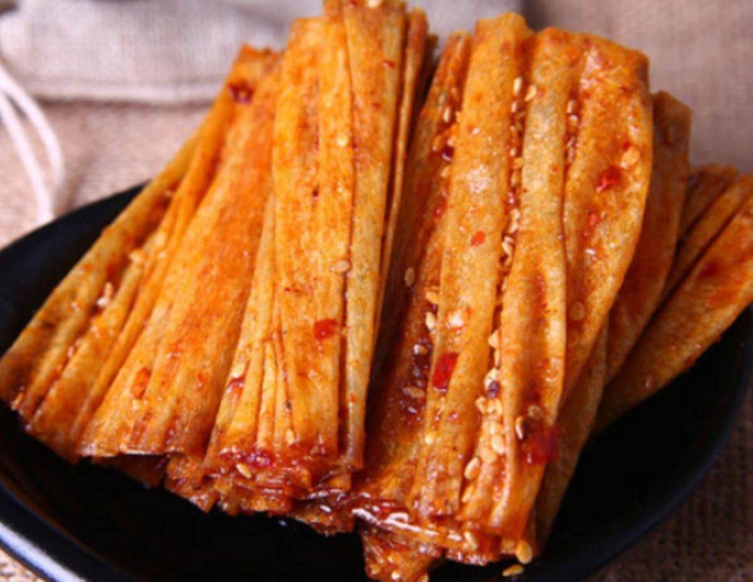 孩子|医生重点强调第2种，危害性很明显孩子爱吃但没营养的5种食物