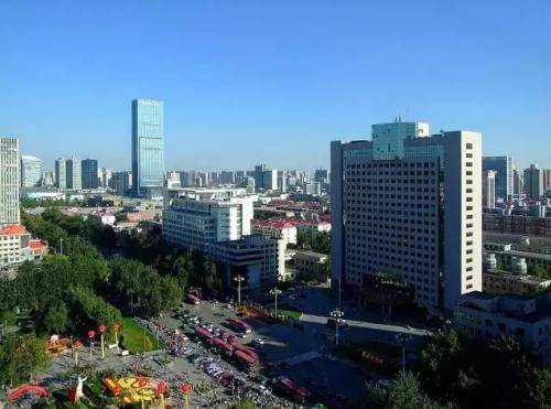 唐山gdp全国排名2020_2020唐山车展美女