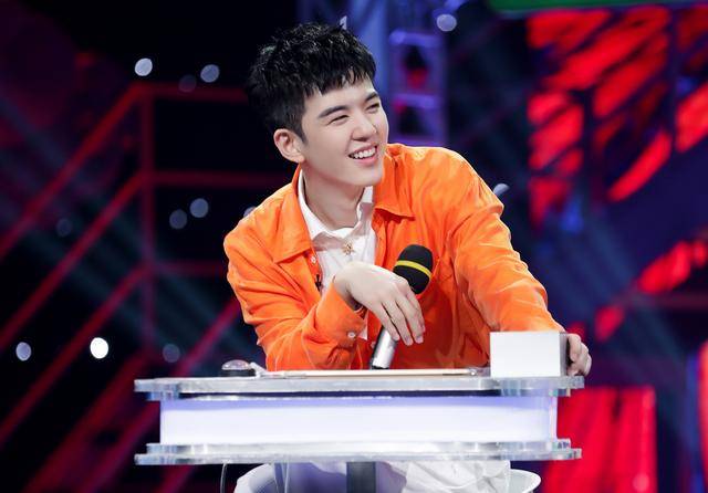 仝卓|仝卓要求恢复高考成绩：分数凭什么撤销？热心网民现身普法