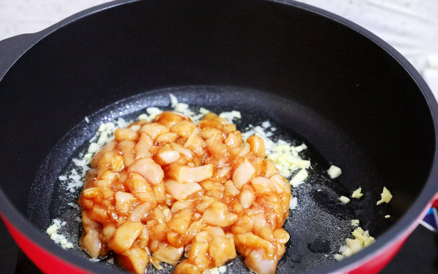 鲜肉|汤鲜肉嫩,酸甜开胃,上桌就被夸,最适合夏天有菜有肉一锅出