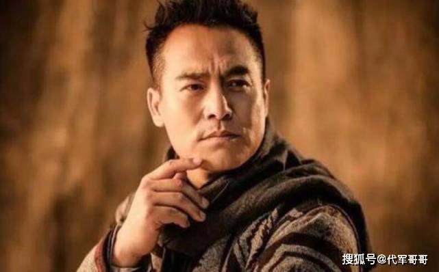 他演欧阳锋走红,出道25年零绯闻,如今49岁却选