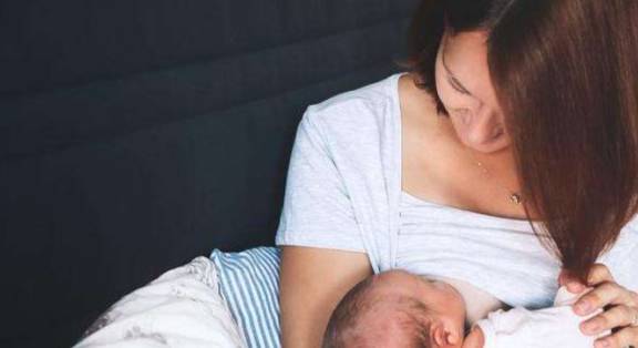 女人怎么会有奶水 f24cd9a6fc404200897298767064b132.jpeg