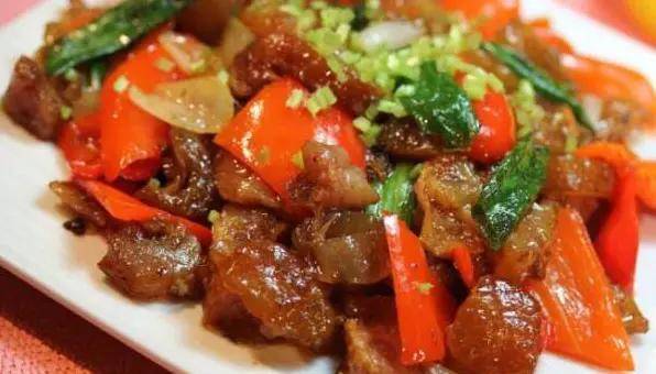 原创精选美食:香菜炒牛肉,手撕苞菜,爆炒牛筋,酸辣凤爪的做法