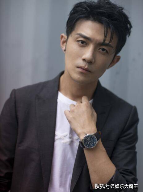 三十而已演员表李泽锋 a7a4c23677ca4404abd6b98b7e3b1c98.jpeg