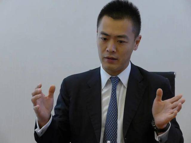 “豪门清流”刘鸣炜：七八岁炒股，长大后低调