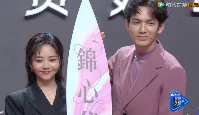 乔欣|星光红毯明星PS前后:baby乔欣基本无差别,曾舜晞PS前脸部肿胀