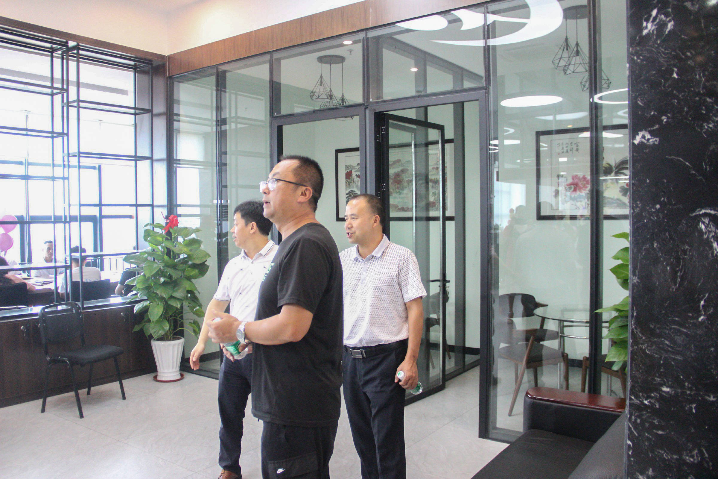 教育|热烈欢迎江西、湖南地区学校领导莅临理想教育集团考察交流