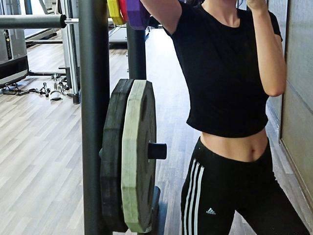 小孩怎么练马甲线 2d6eb38c51684232b13228396984f9ed.jpeg