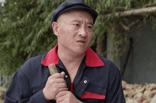 下午17:26分,"赵四"刘小光酒驾不诚实,被央视点名批评