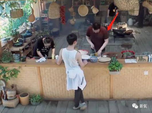 白皮|娱乐圈最新冷白皮冠军，生图让所有女星黯然失色！