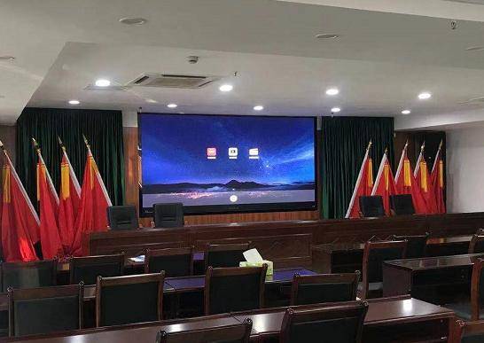 进行时|MAXHUB百城品鉴进行时：科技赋能青啤集团信息化转型、火神山智慧抗疫