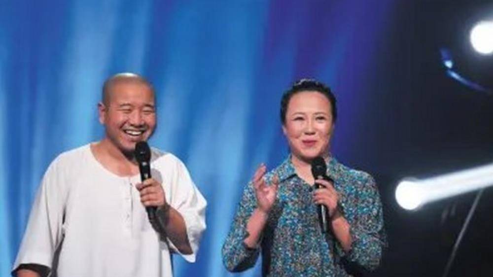 二人转乡村爱情曲谱_乡村爱情谢大脚(2)