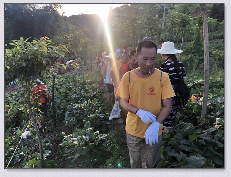 环境卫生大整治|江津区桥南社区组织辖区单位和志愿者进行环境卫生大整治