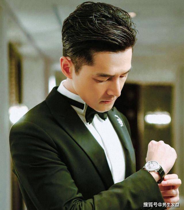 发型|脸上有这4个特征的男生，特别适合留“背头”发型，轻熟显帅气