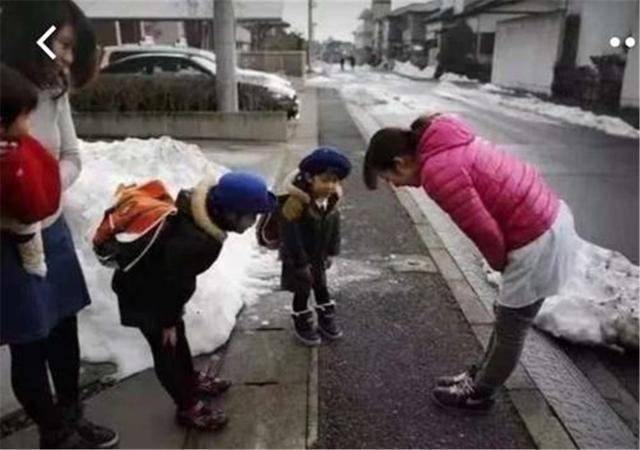 原创立规矩要趁早，3岁前培养好孩子这3个习惯，娃长大后容易有出息