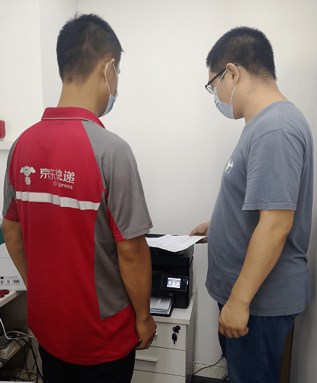 秋招|秋招现场，老师的这个“失误”差点耽误了上百个毕业生