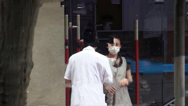 马思纯被传患抑郁后现身精神卫生中心就诊，与