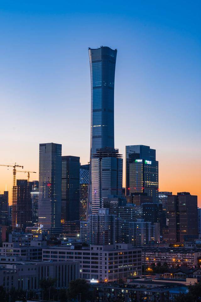 中国尊于2019年竣工并开放,是北京最高的建筑物,也是世界上第一座