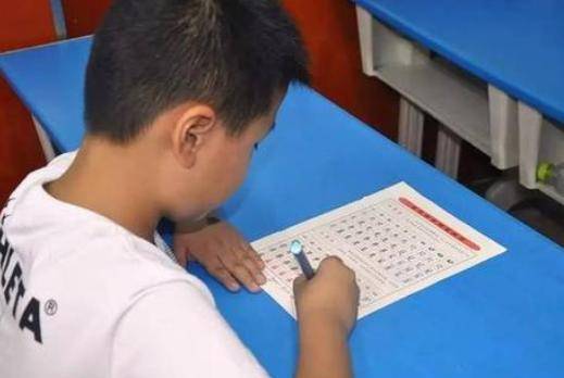 李玫瑾|李玫瑾：12岁前别给娃报这2种兴趣班，浪费钱，脑力训练才是关键