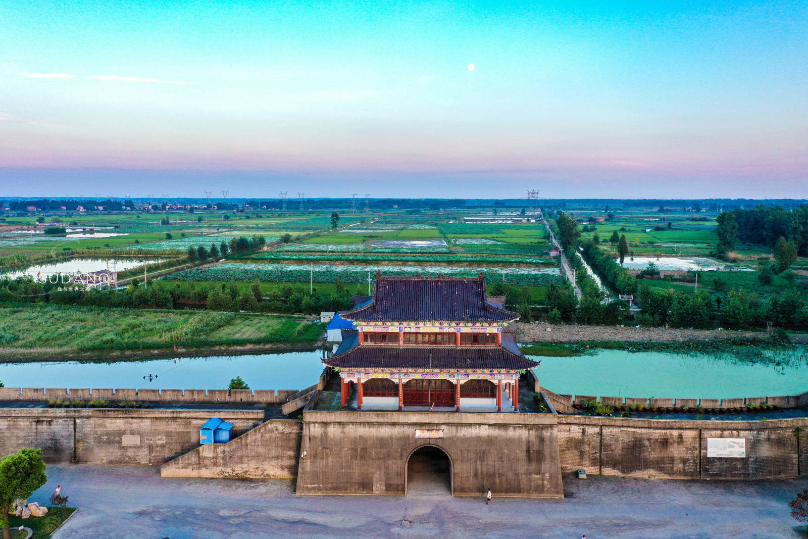 原创航拍湖北：江汉平原如此美丽，千年古城与田园风光犹如一幅画卷
