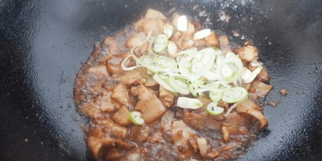 怎么把肉炒熟保存 8caa10b1125b441780788ecf773ec18e.png