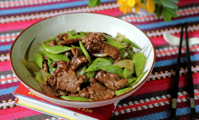 炒牛肉片用什么蔬菜 cf8744cb02b34475b407cd6fc0dfae4a.png
