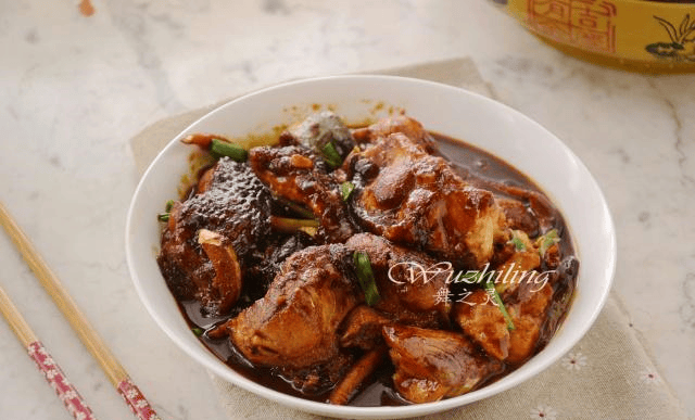 烧什么 2885b46bdbf54bcf9e7cace576191b9a.png