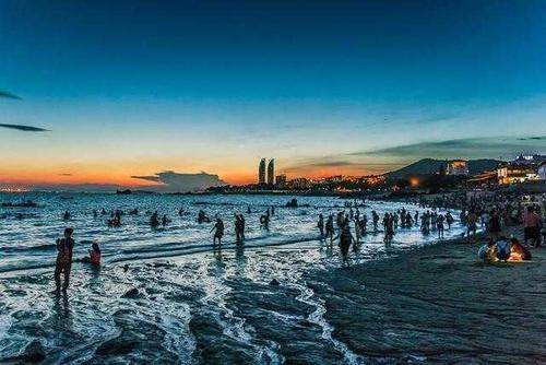 旅游业的发展靠什么 47dc5b8902664944a4f2d0feada3f355.jpeg