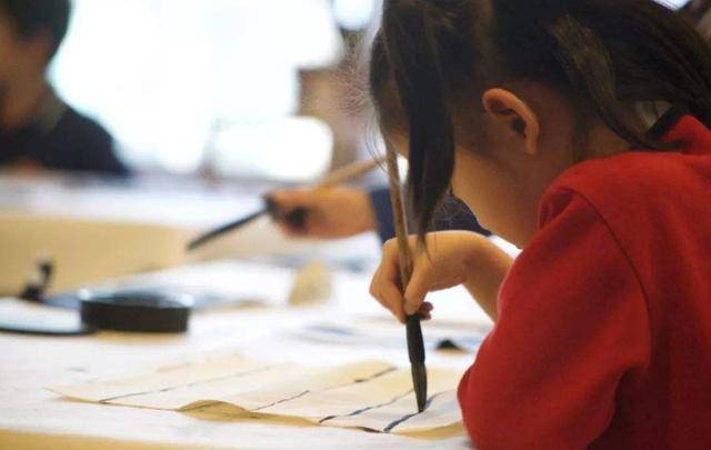 怎么教孩子写铅笔字 342d8d67d7de4318b603bc754ed5d8a4.jpeg