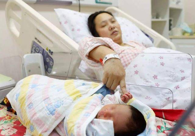 宝宝|这三个打针“搞笑”场面，你见过吗？打预防针是宝宝的“噩梦”
