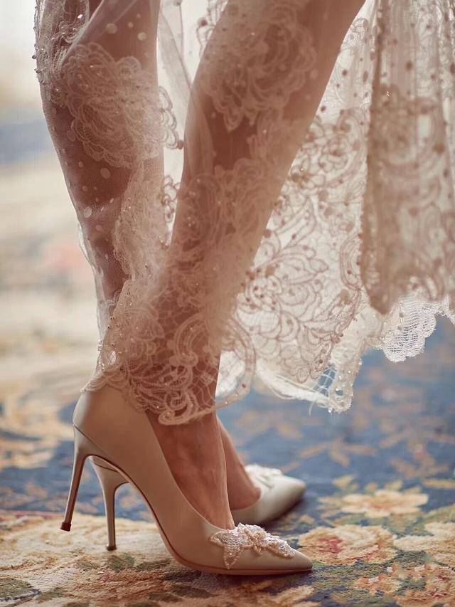 婚纱礼服如何搭配婚鞋?准新娘这样挑选婚鞋既百搭又不累脚