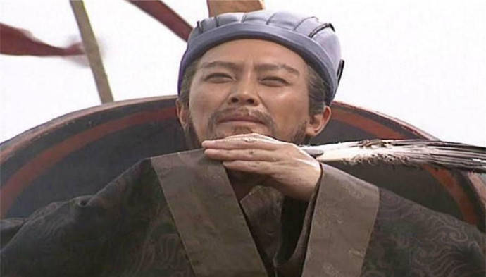 忠君|足智多谋,忠君事主,《三国演义》里的诸葛亮为何如此完美