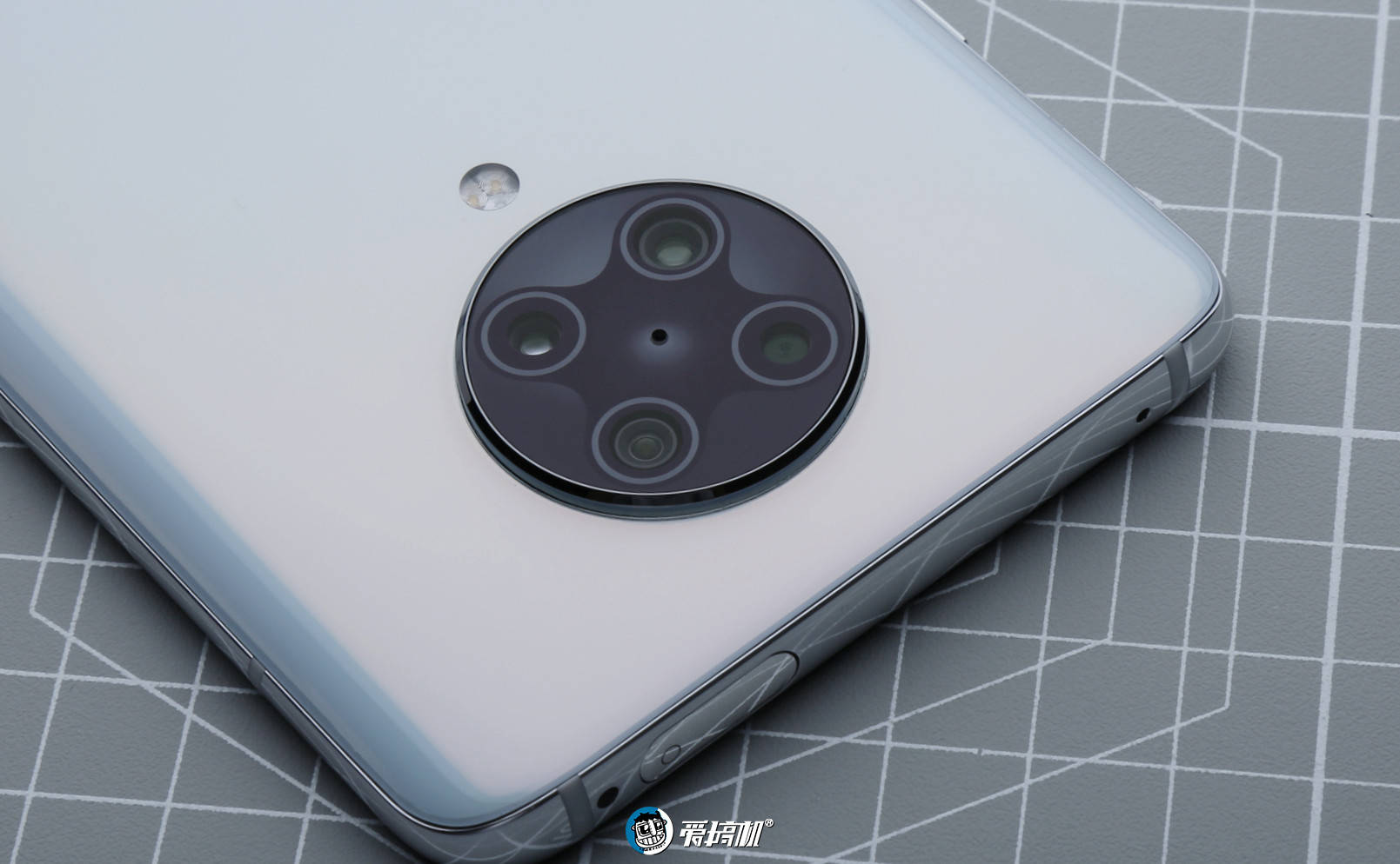 Redmi|香炸了！红米Redmi K30至尊纪念版体验评测