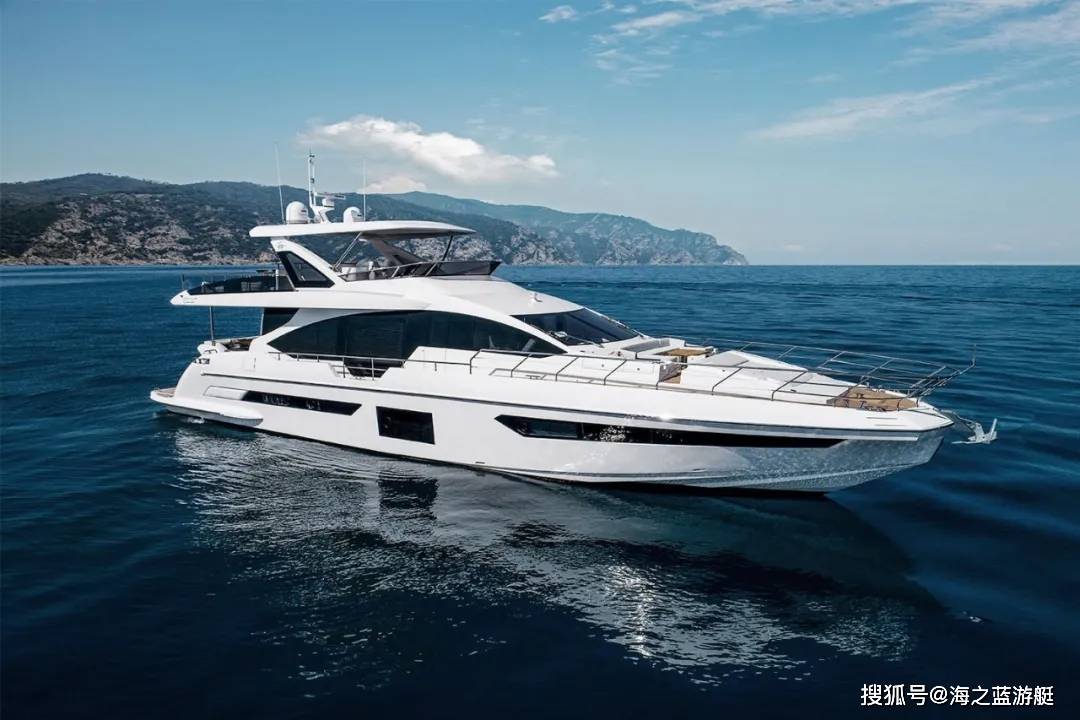 阿兹慕azimut 25米超级游艇