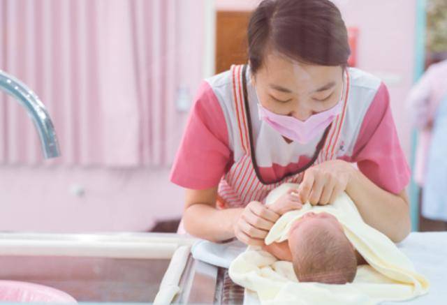 宝宝|多半是和孕妈妈的小习惯有关，孕期的你别乱做小儿黄疸越来越多