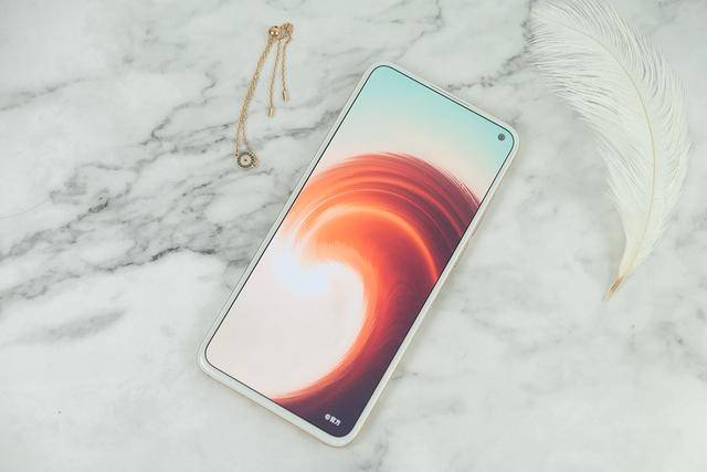 品牌|坚持用同一个手机品牌的人，应该有以下原因