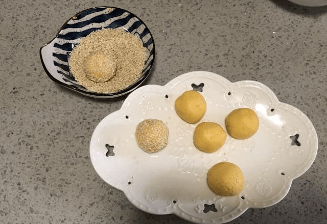 南瓜和什么煮粥给宝宝食用好 1a857d1cebf3423daf86ef8fb86b32da.png