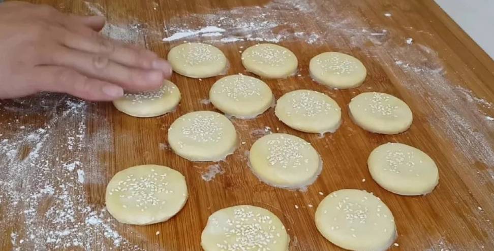 面粉做早餐可冷冻 3d2b9b8e34fe4e299a0ed81bdda47d42.jpeg