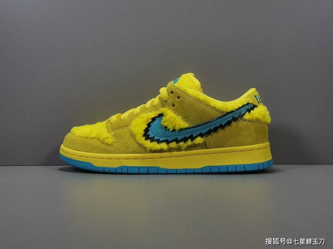 三只熊小熊黄nikesbdunklowproqs